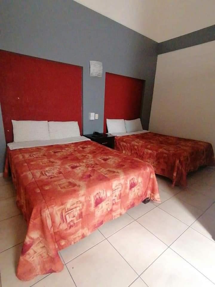 Hotel Ja Centro גואדלחארה מראה חיצוני תמונה