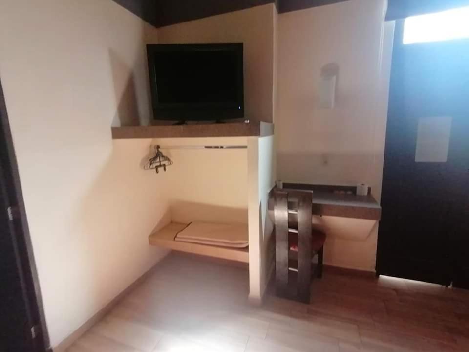 Hotel Ja Centro גואדלחארה מראה חיצוני תמונה