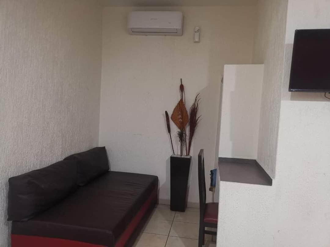 Hotel Ja Centro גואדלחארה מראה חיצוני תמונה
