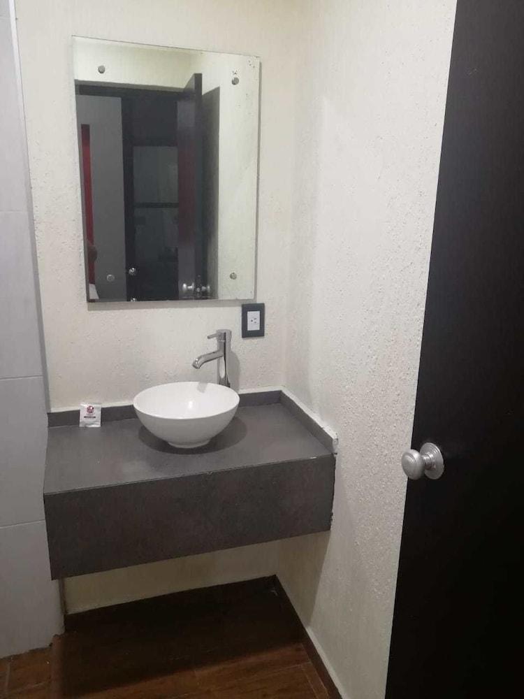 Hotel Ja Centro גואדלחארה מראה חיצוני תמונה